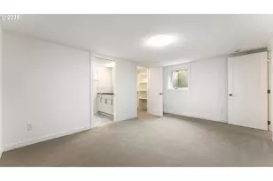 1838 NE 65th Ave, Portland, OR 97213 - Photo 25