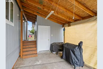 907 York St #84, Aumsville, OR 97325 - Photo 35