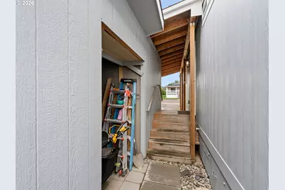 907 York St #84, Aumsville, OR 97325 - Photo 7