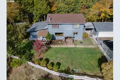 240 Pruden Hill Ln, Canyonville, OR 97417 - Photo 3