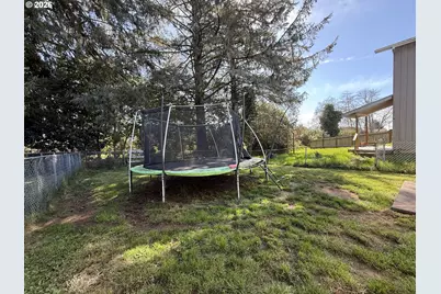 226 Cypress St, Brookings, OR 97415 - Photo 39