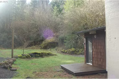 20446 Abiqua Rd, Scotts Mills, OR 97375 - Photo 13