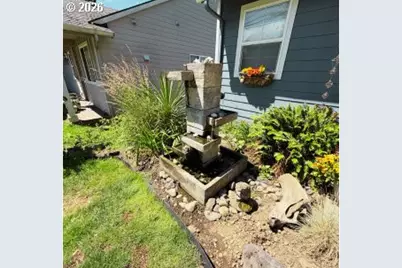 9813 SE 32nd Ave, Milwaukie, OR 97222 - Photo 5