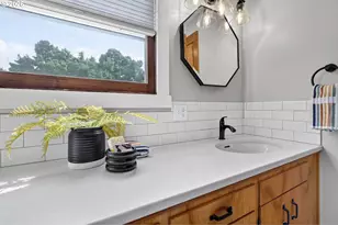 3803 SE 41st Ave, Portland, OR 97202 - Photo 15
