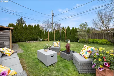 600 NE 108th Ave, Portland, OR 97220 - Photo 37