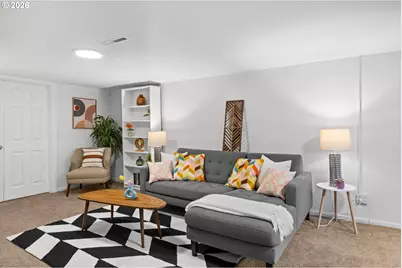 600 NE 108th Ave, Portland, OR 97220 - Photo 33