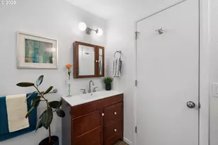 600 NE 108th Ave, Portland, OR 97220 - Photo 19