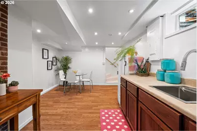 600 NE 108th Ave, Portland, OR 97220 - Photo 23