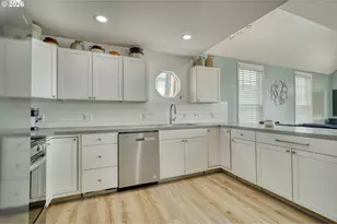 23560 NW St Helens Rd, Portland, OR 97231 - Photo 9