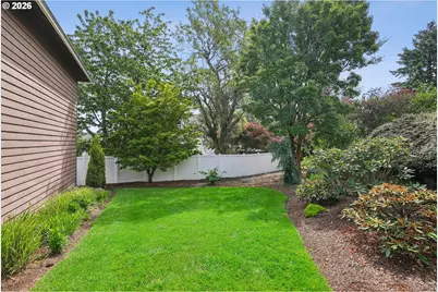 16432 SE Meadowland Ct, Portland, OR 97236 - Photo 39