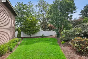 16432 SE Meadowland Ct, Portland, OR 97236 - Photo 39