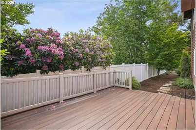 16432 SE Meadowland Ct, Portland, OR 97236 - Photo 37