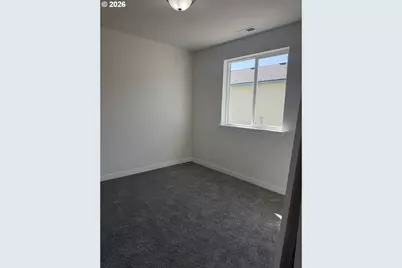 915 SE New Dream Ave, Irrigon, OR 97844 - Photo 9
