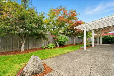 20155 Quinalt Dr, Oregon City, OR 97045 - Photo 43