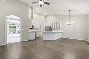 20155 Quinalt Dr, Oregon City, OR 97045 - Photo 23