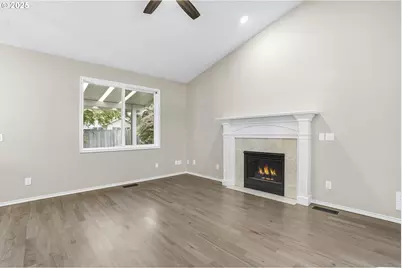 20155 Quinalt Dr, Oregon City, OR 97045 - Photo 15