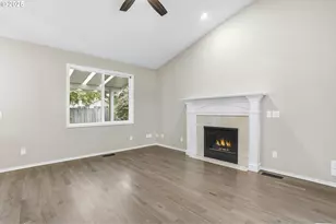 20155 Quinalt Dr, Oregon City, OR 97045 - Photo 15