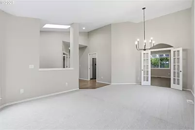 20155 Quinalt Dr, Oregon City, OR 97045 - Photo 9