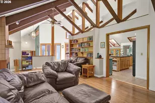 2350 McLean Blvd, Eugene, OR 97405 - Photo 7