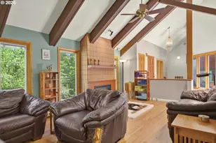 2350 McLean Blvd, Eugene, OR 97405 - Photo 9