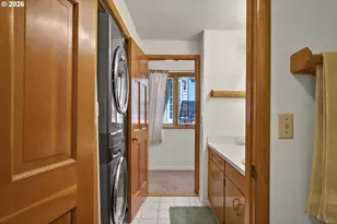 2350 McLean Blvd, Eugene, OR 97405 - Photo 23