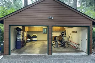 2350 McLean Blvd, Eugene, OR 97405 - Photo 35