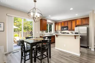 3504 SE Pinewood Ave, Hillsboro, OR 97123 - Photo 9