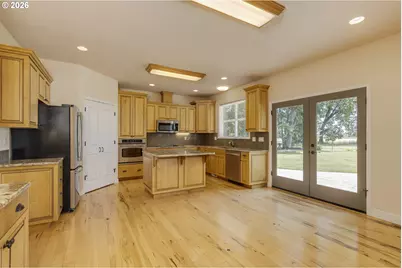 23522 Chaffey Ln, Aurora, OR 97002 - Photo 11