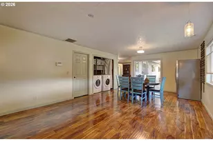 3710 NE Pacific Way, Vancouver, WA 98662 - Photo 9