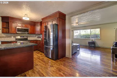 3710 NE Pacific Way, Vancouver, WA 98662 - Photo 5