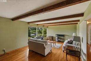 1037 N 10th St, Coos Bay, OR 97420 - Photo 5