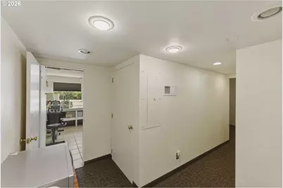 1037 N 10th St, Coos Bay, OR 97420 - Photo 29