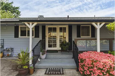 1037 N 10th St, Coos Bay, OR 97420 - Photo 3
