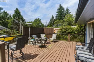 1037 N 10th St, Coos Bay, OR 97420 - Photo 33