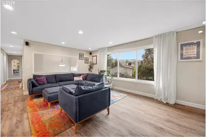 1310 Sherri Ct, West Linn, OR 97068 - Photo 7