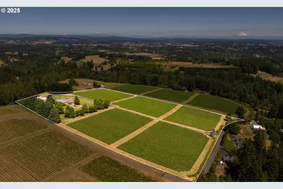 20875 SW Chapman Rd, Sherwood, OR 97140 - Photo 39