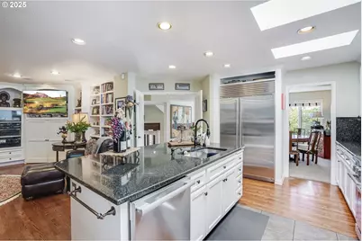 20875 SW Chapman Rd, Sherwood, OR 97140 - Photo 9