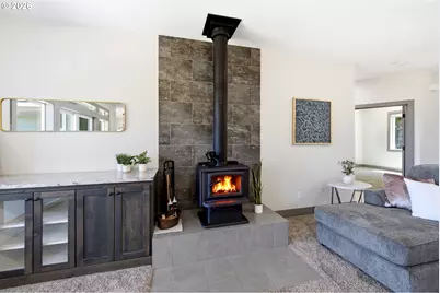 21020 NE Finnigan Hill Rd, Hillsboro, OR 97123 - Photo 5