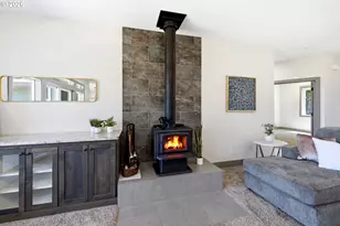 21020 NE Finnigan Hill Rd, Hillsboro, OR 97123 - Photo 5