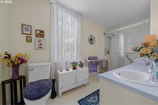 829 Florida St, North Bend, OR 97459 - Photo 21