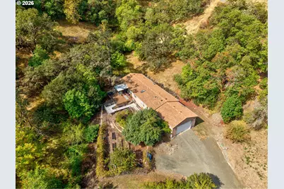 5120 NW Broad St, Roseburg, OR 97471 - Photo 47