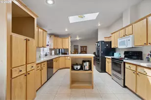 5120 NW Broad St, Roseburg, OR 97471 - Photo 13