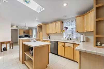 5120 NW Broad St, Roseburg, OR 97471 - Photo 11