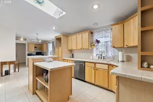 5120 NW Broad St, Roseburg, OR 97471 - Photo 11
