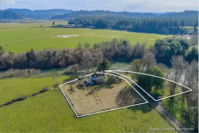 93703 Lower Norway Ln, Myrtle Point, OR 97458 - Photo 3