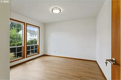 2730 NE Roberts Ave, Gresham, OR 97030 - Photo 45
