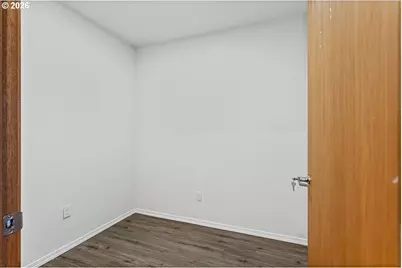 2730 NE Roberts Ave, Gresham, OR 97030 - Photo 29