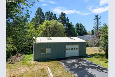 95624 Riverway Dr, Gold Beach, OR 97444 - Photo 33