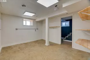 223 S Whitaker St, Portland, OR 97239 - Photo 27