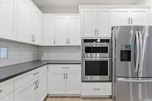 8565 SW 176th Ave, Beaverton, OR 97007 - Photo 3